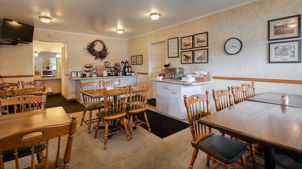 Baugh Motel, SureStay Collection By Best Western 20/32