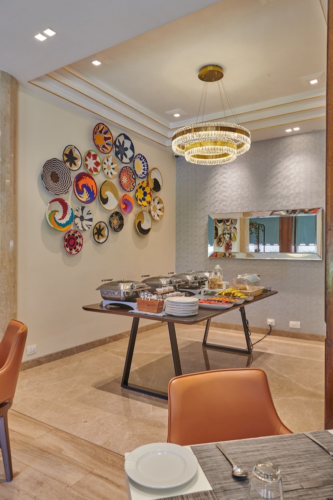Regent Hotel Andheri 21/22