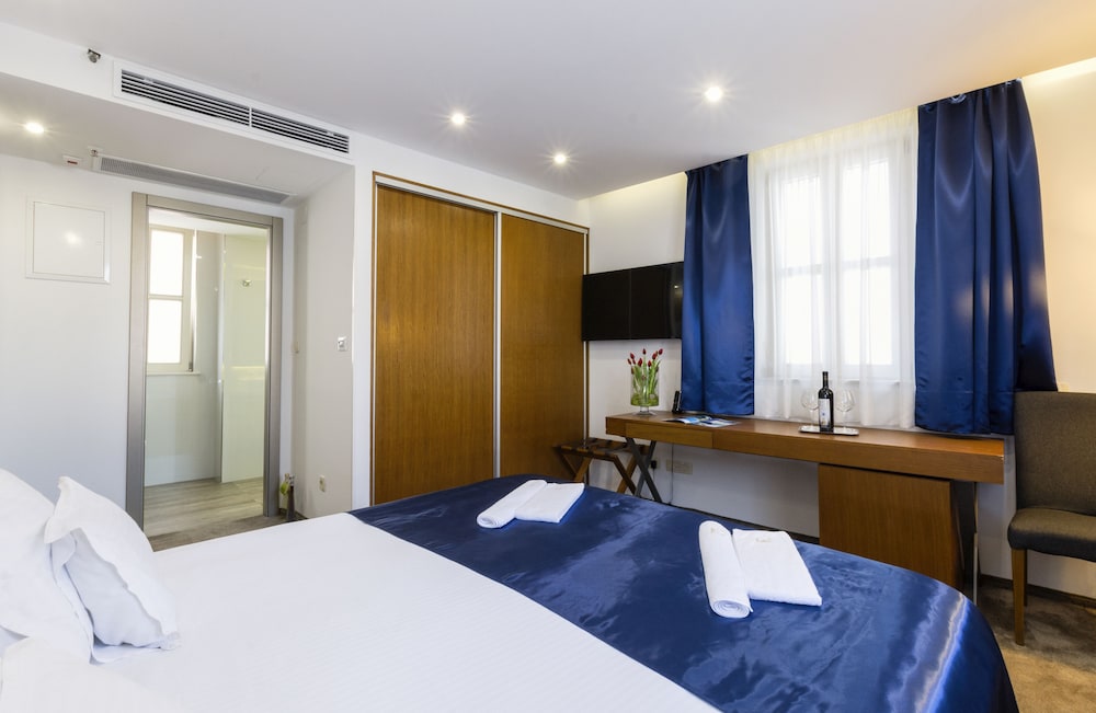 Hotel Marul 38/80