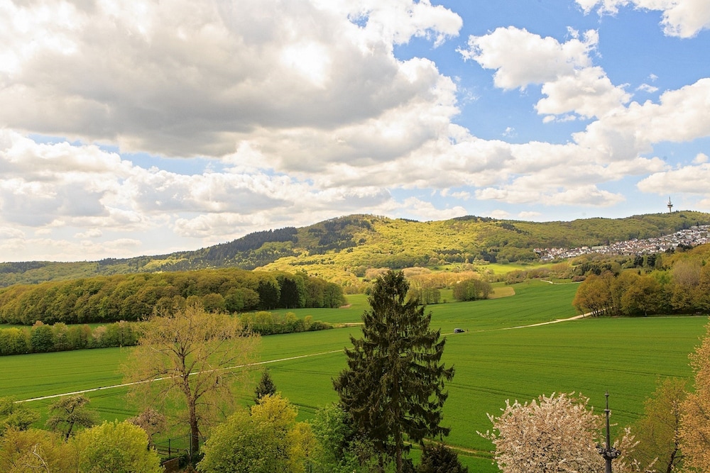 Romantik Hotel Schloss Rettershof 30/34