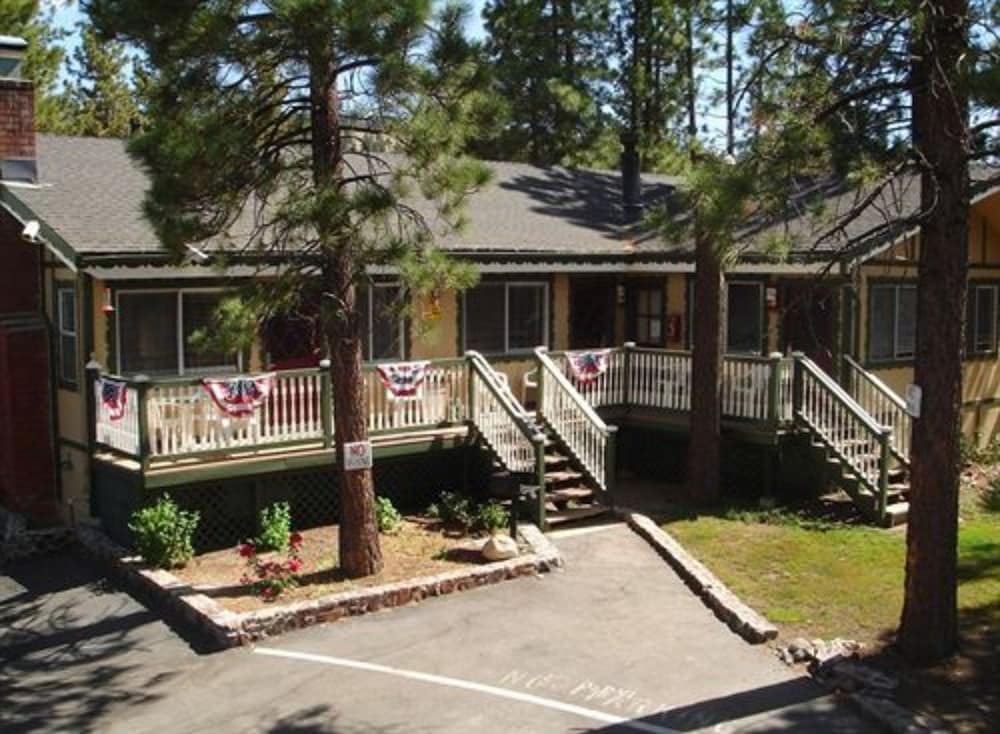 Fireside Lodge 39/50