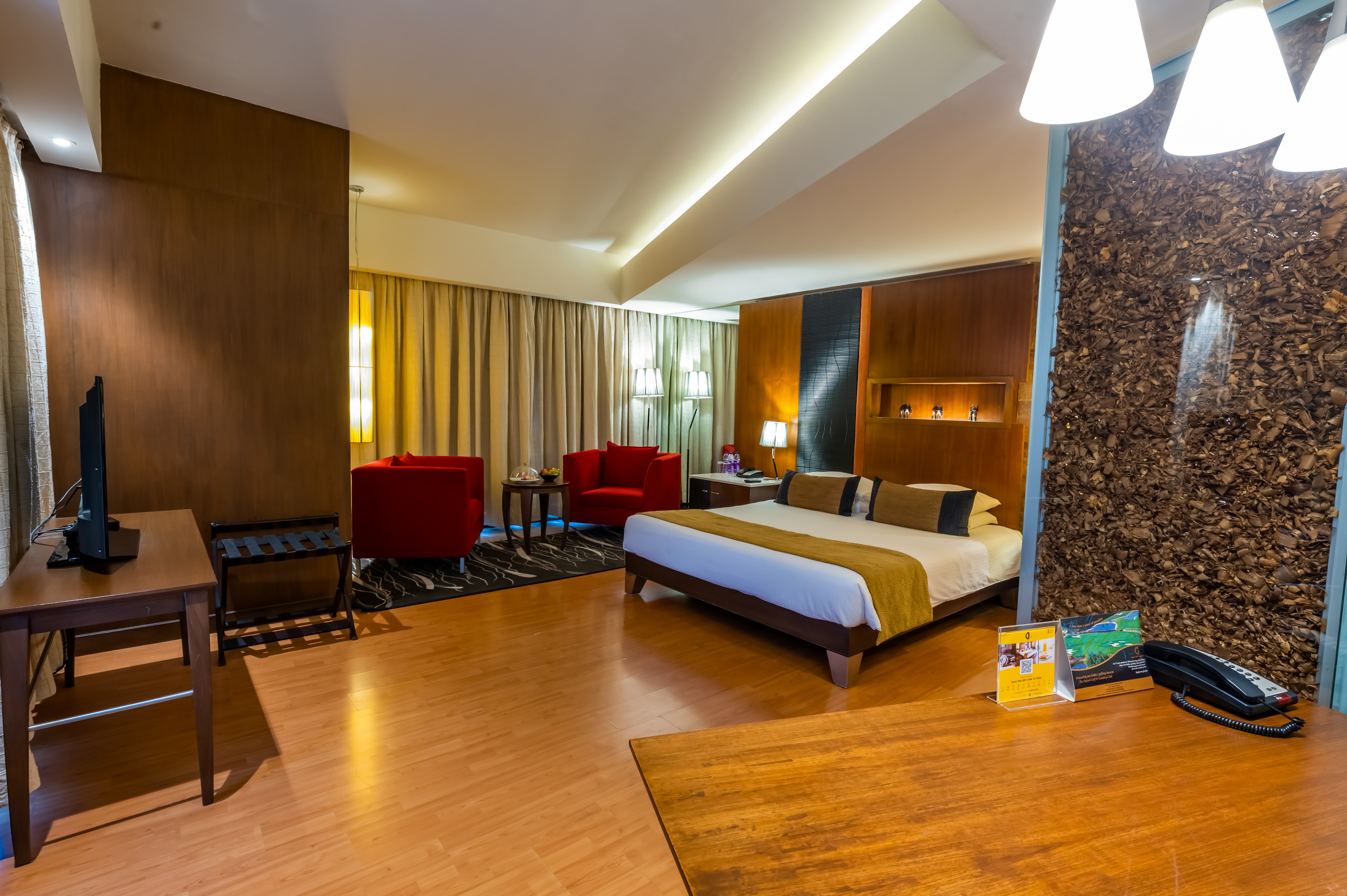The O Hotel 15/50