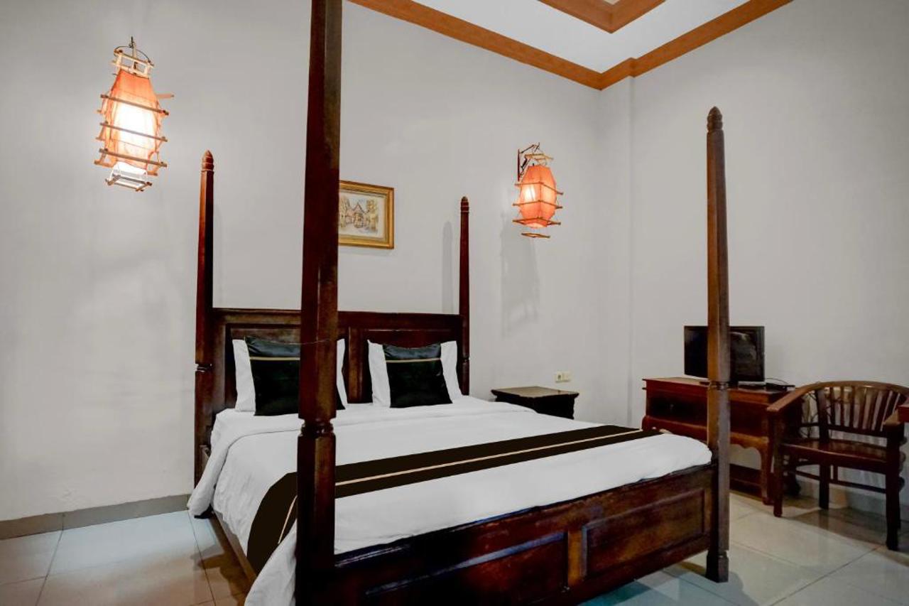 Collection O near University of Sumatera Utara formerly Huber Apartment 12/32