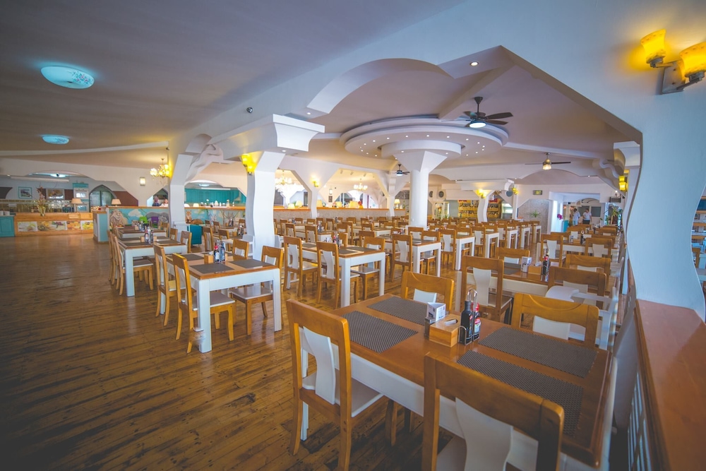 Phoenicia Holiday Resort 24/33