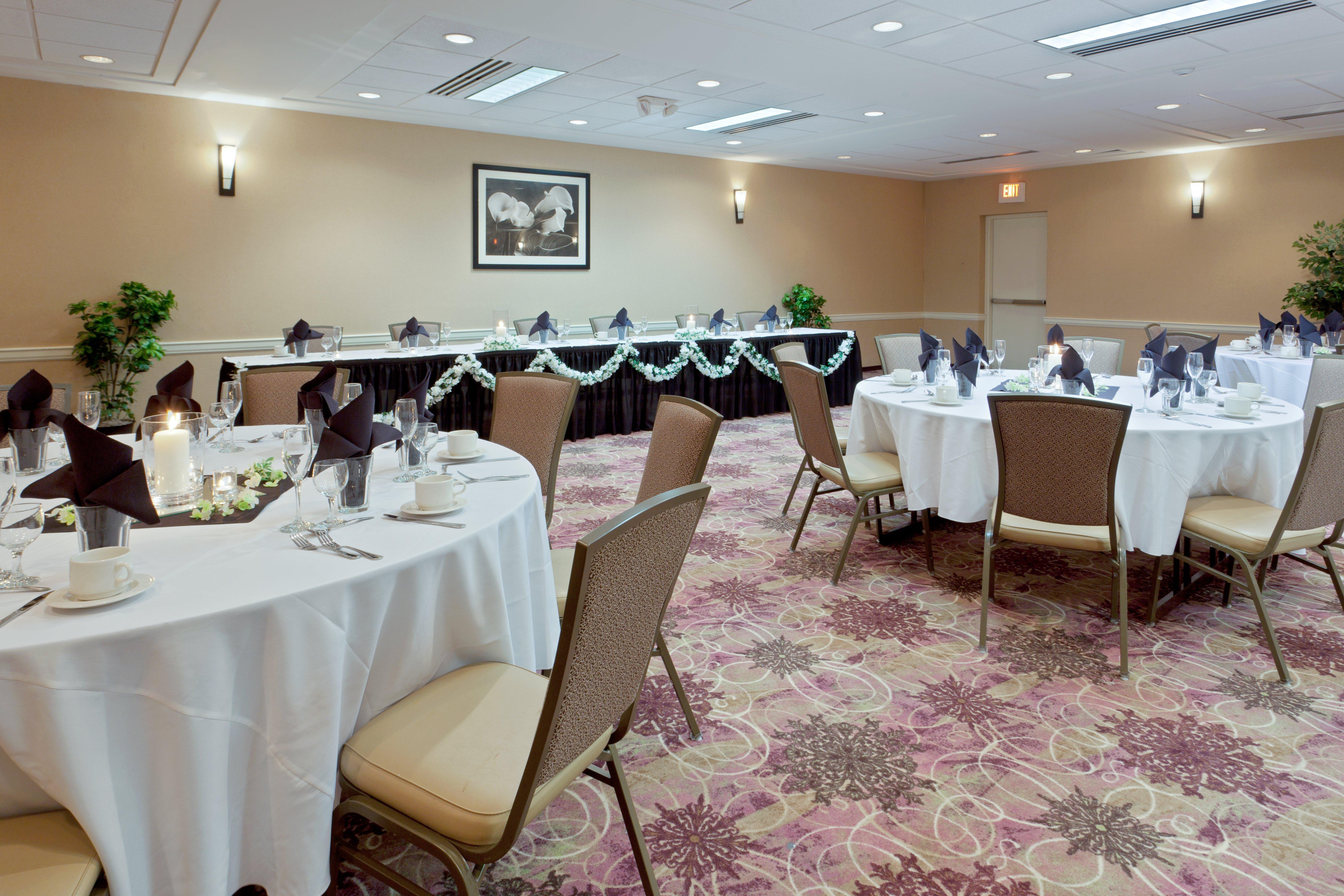 Armoni Inn and Suites 55/57