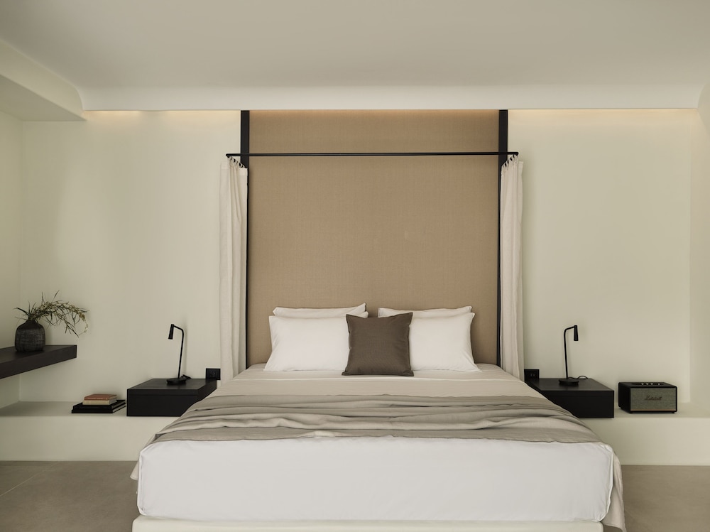 SUPREME, SUITE, SEA VIEW, PRIVATE POOL