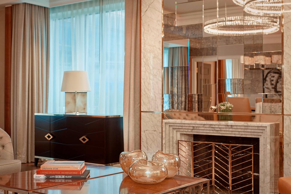 THE RITZ-CARLTON, BERLIN 36/45