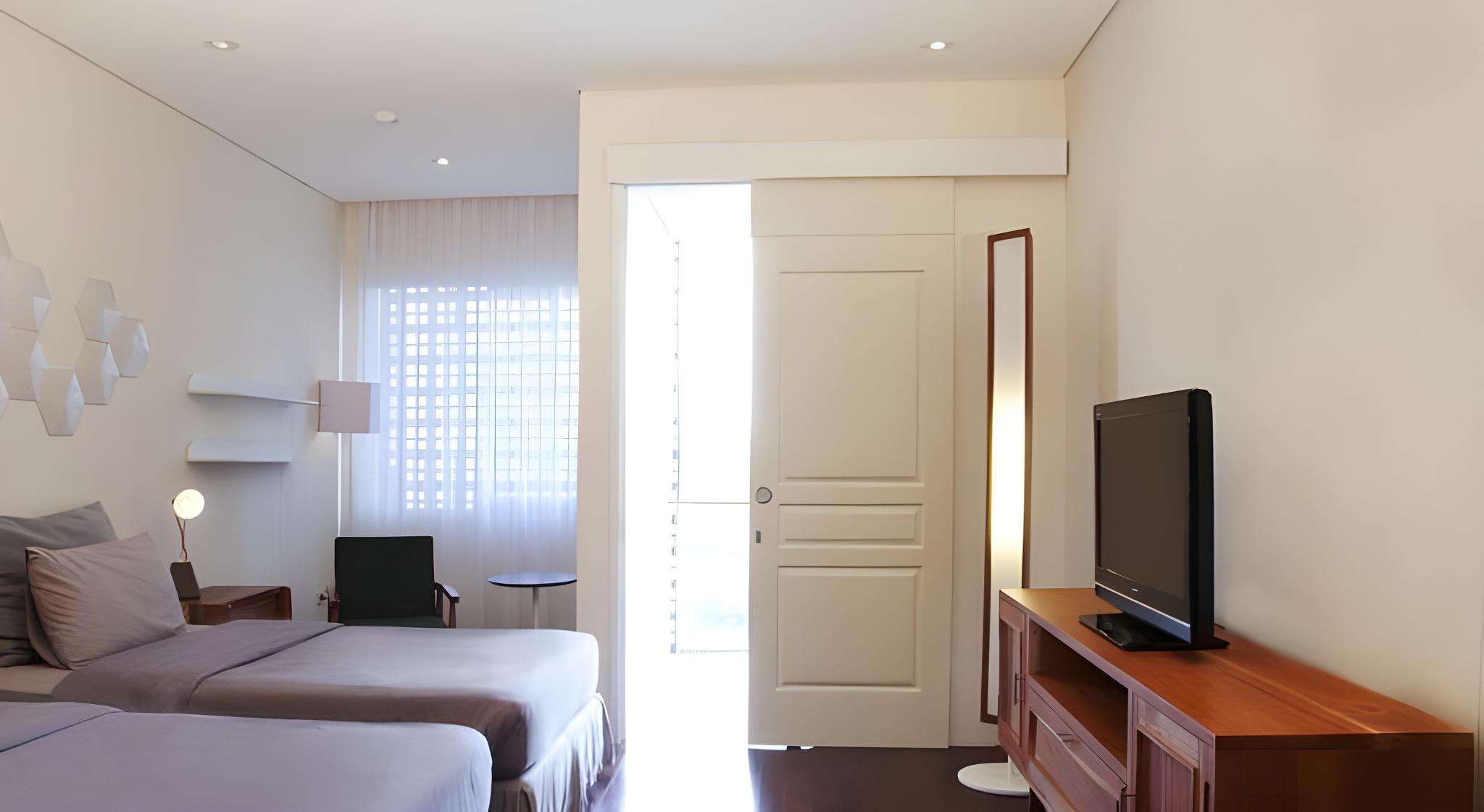 Stevie G Hotel 17/54