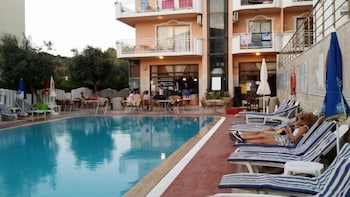 Mutlu Apart 3/23