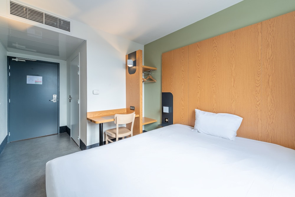 B&B HOTEL Lieusaint Carre Senart 3 etoiles 20/50