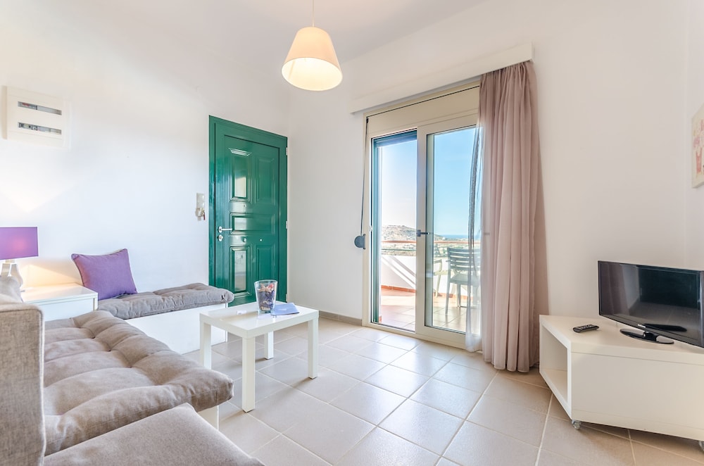 Pela Mare Hotel 58/77
