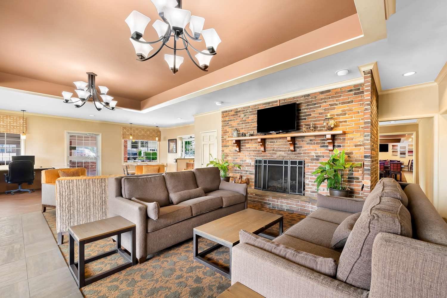 Best Western Coach House 6/12
