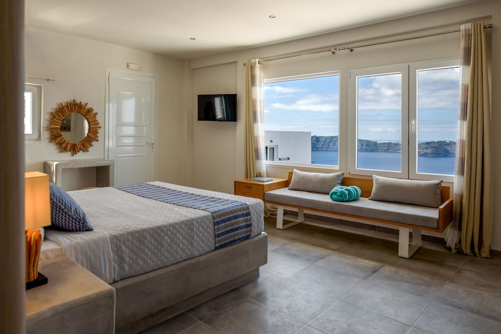 Gizis Cliffside Suites 20/50