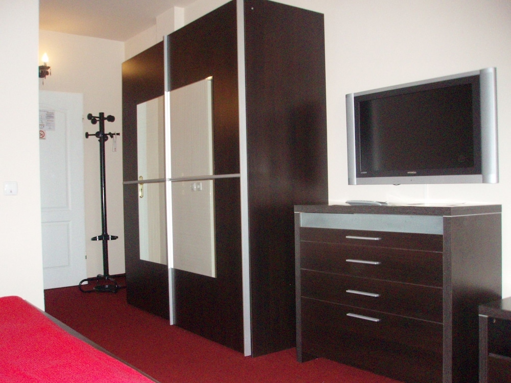 Hotel Imperial 4/43