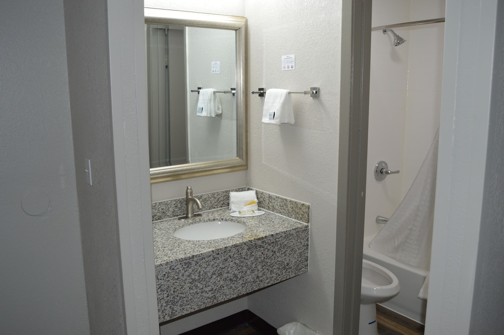 Days Inn By Wyndham Marietta-Atlanta-Delk Road 25/25