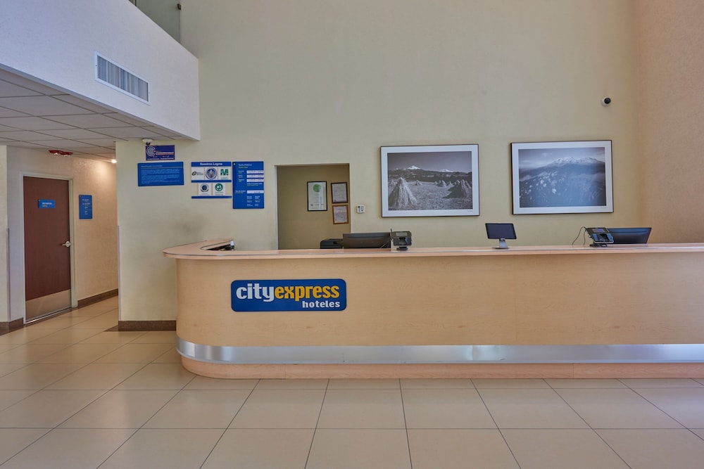 City Express by Marriott Puebla Finsa 8/60