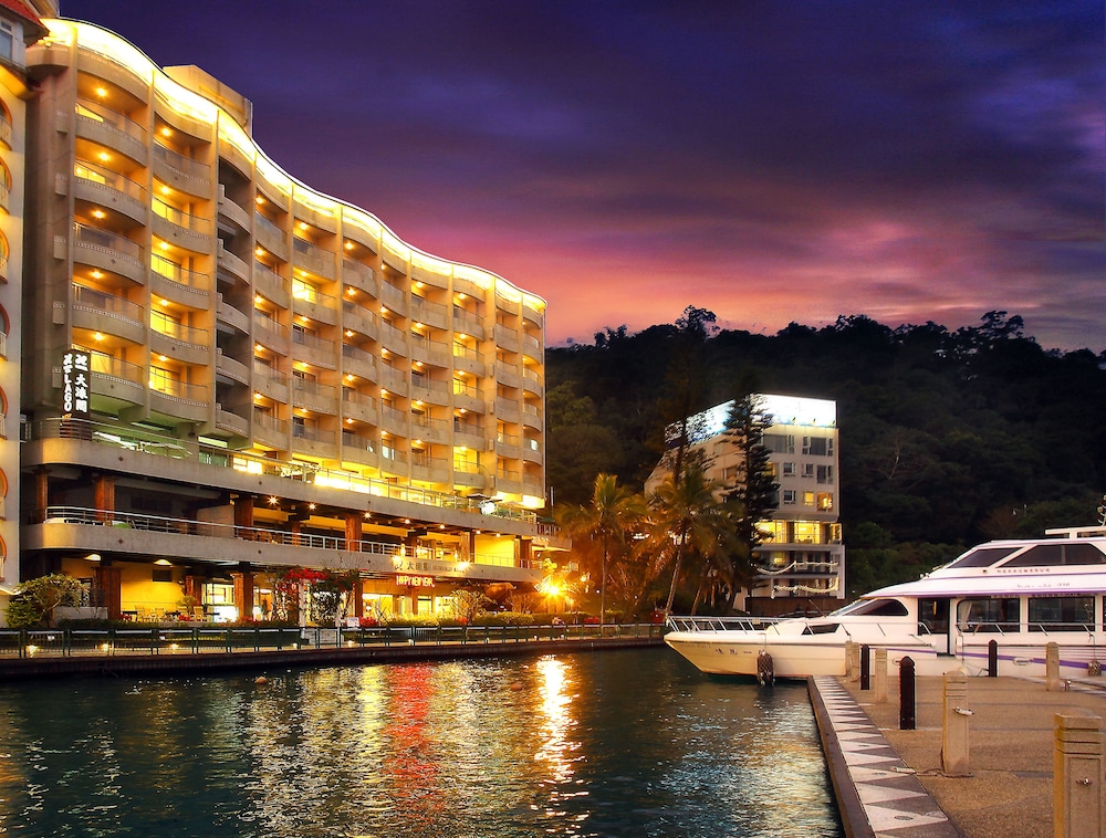 Hotel Del Lago 61/63