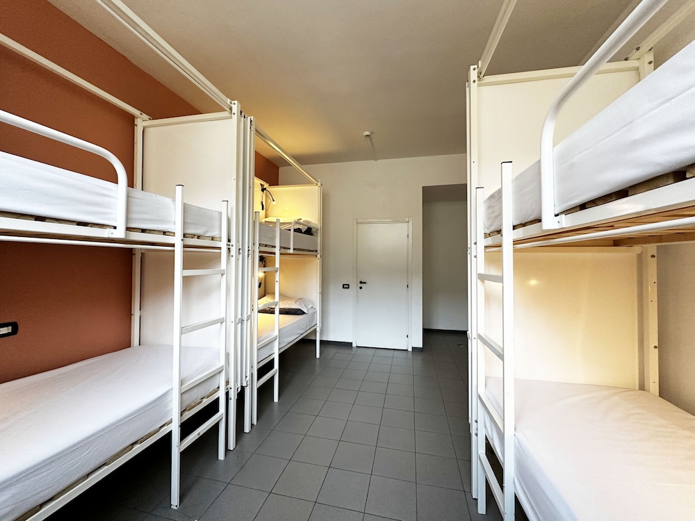 Mio Hostel 13/54