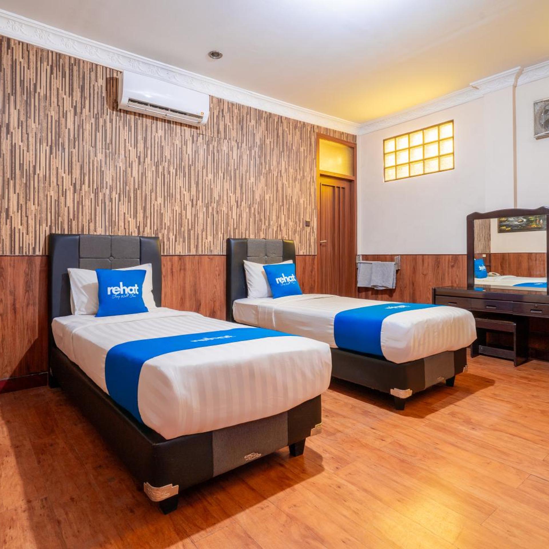 Rehat at Hotel Sabang 29/50