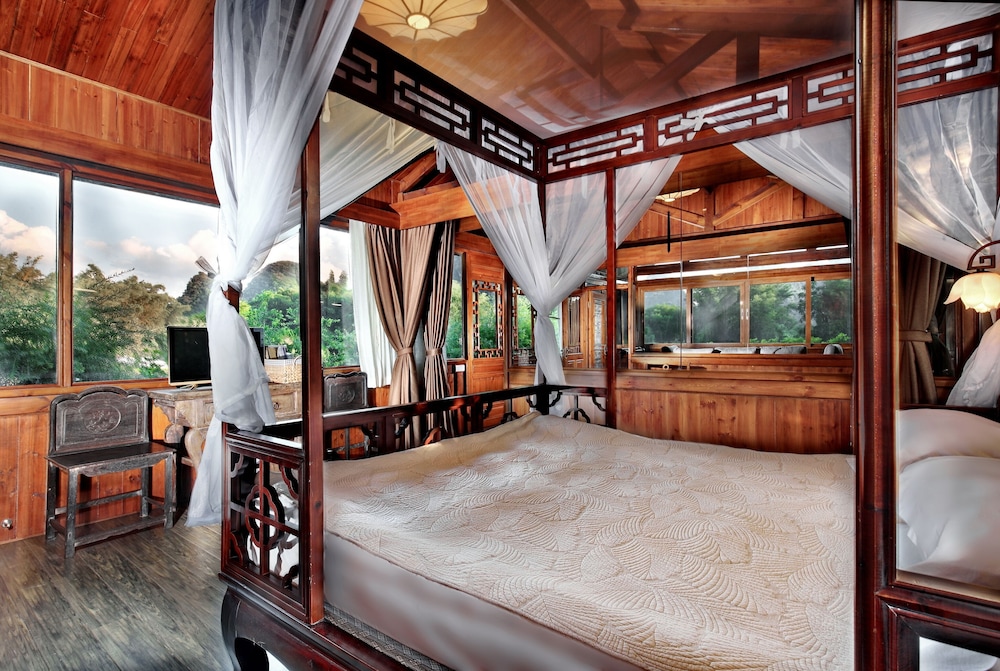 Yangshuo Mountain Retreat 19/50