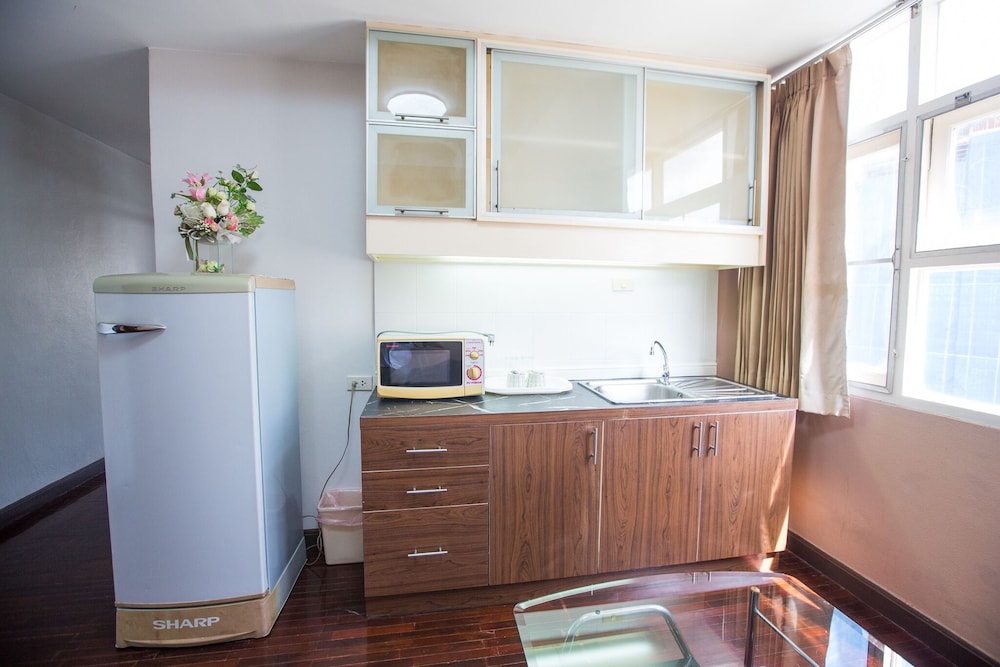 Le Vanvarothai Saladaeng Residence 4/50