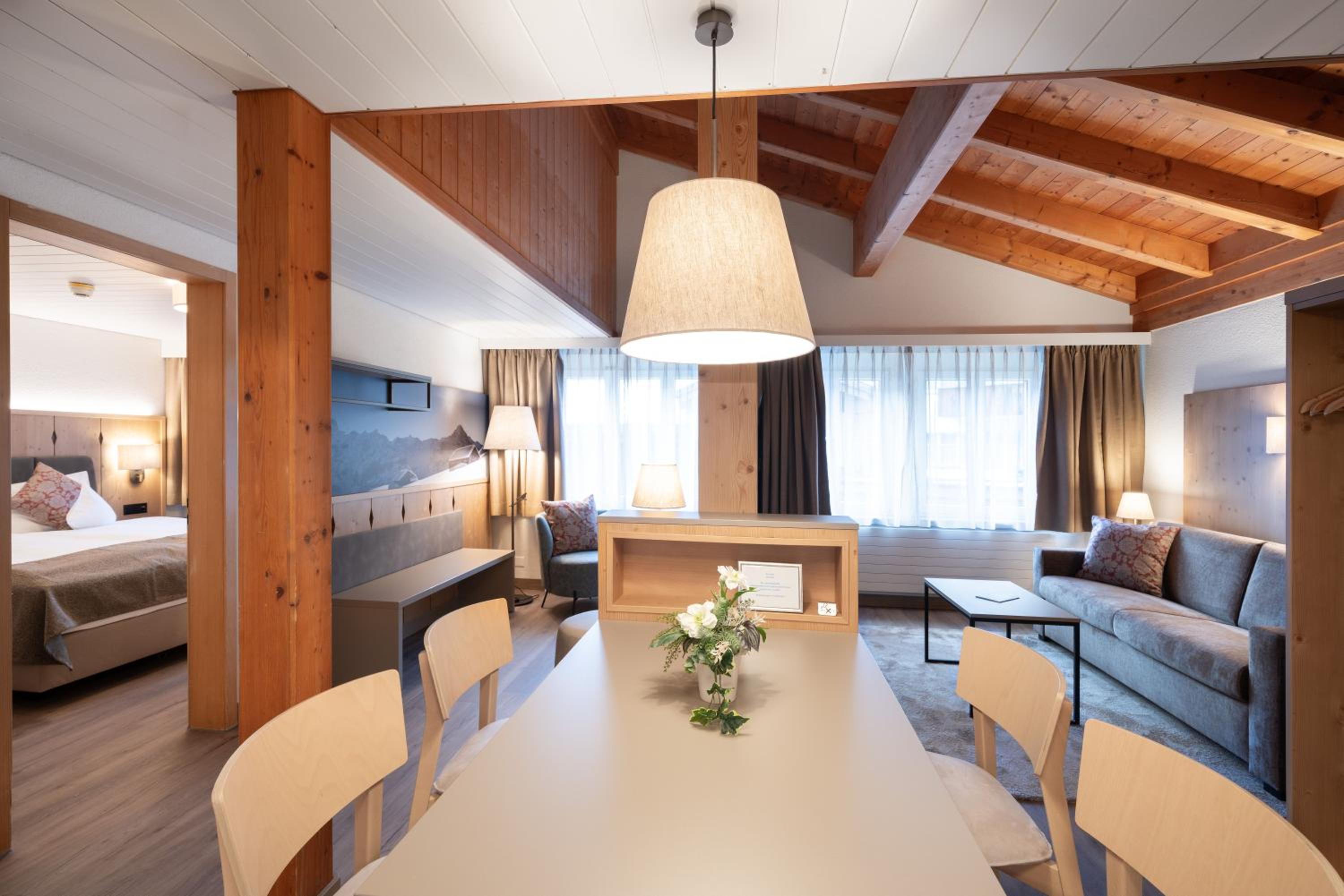 Apartment, Twin Beds, Sofa