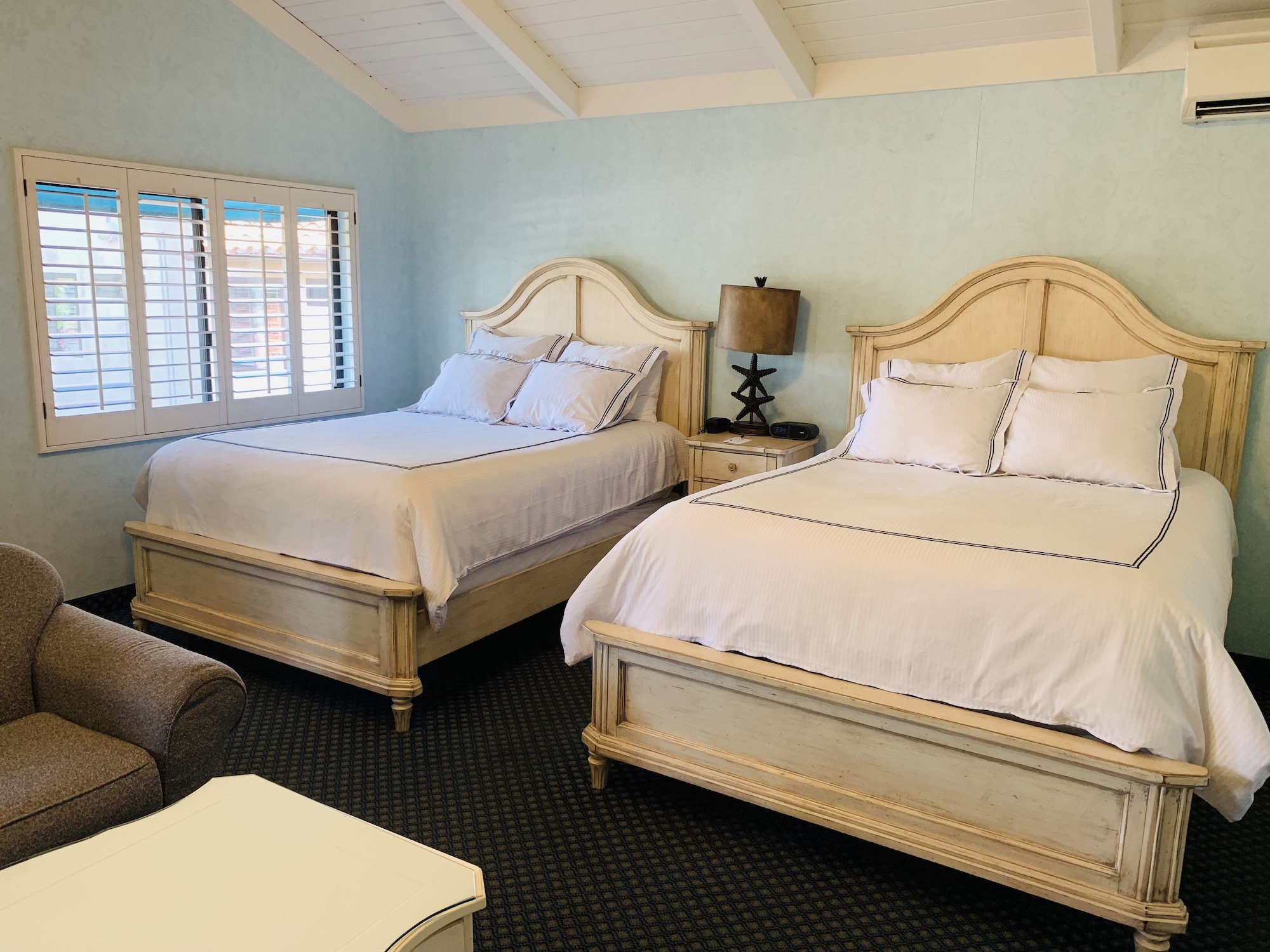 Santa Barbara, Suite, King Bed, Stair Access Only, Sofa