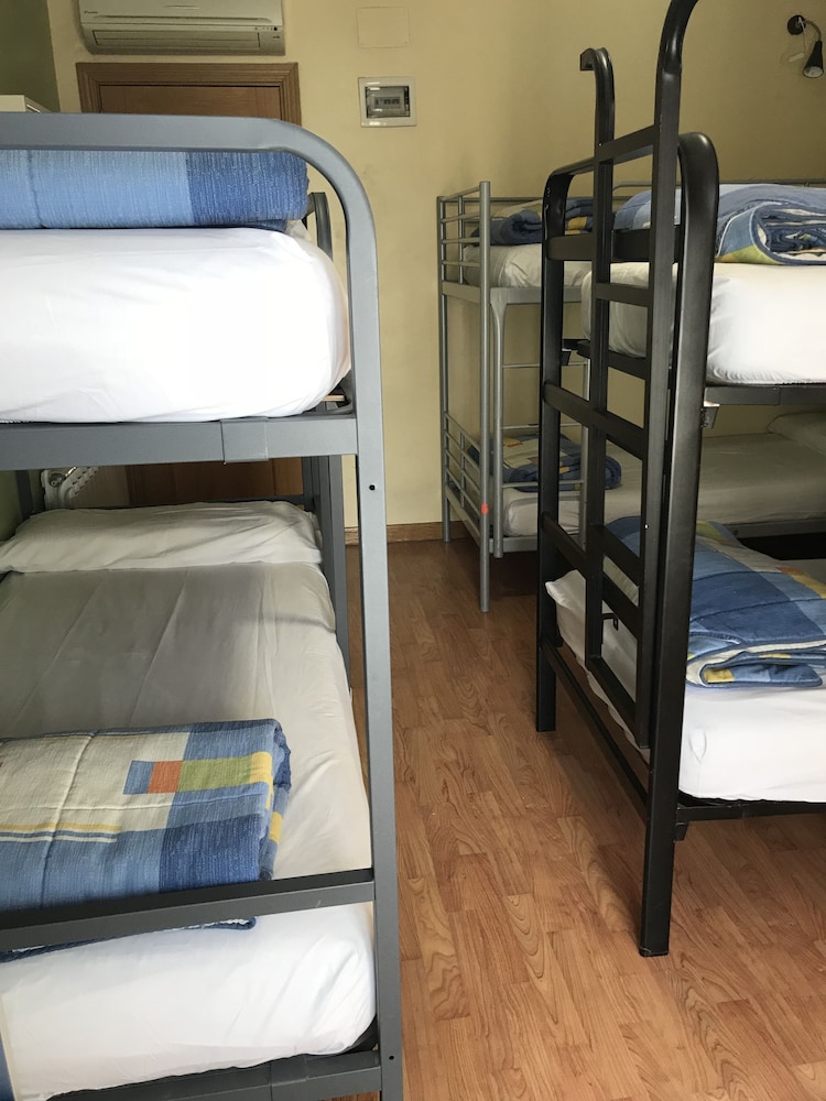 Hostel Rc Miguel Angel 31/49