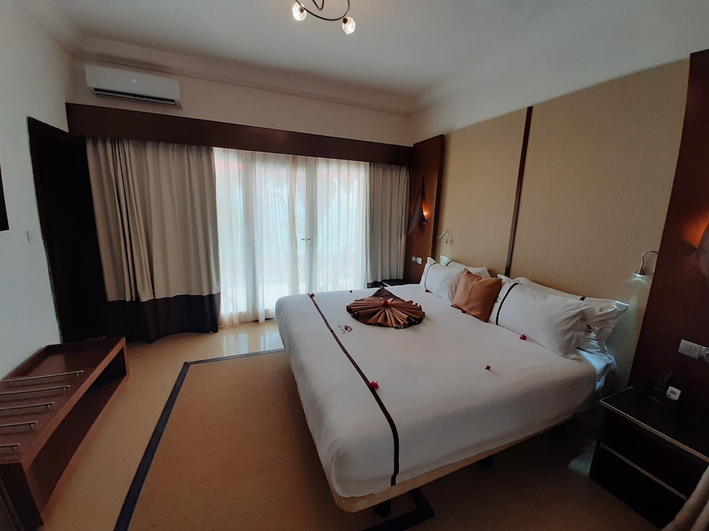 Iris Hotel Ressort Space et Resort 8/50