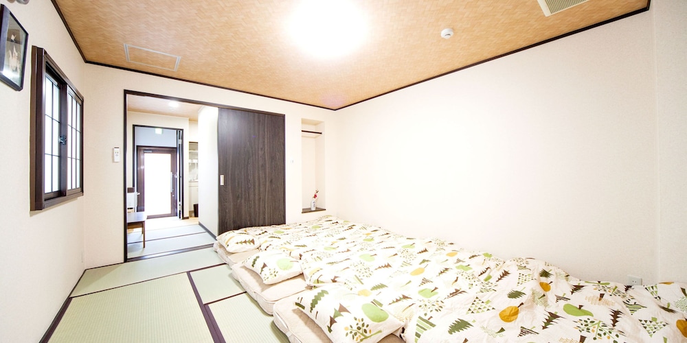 Kevin's Place 18/50