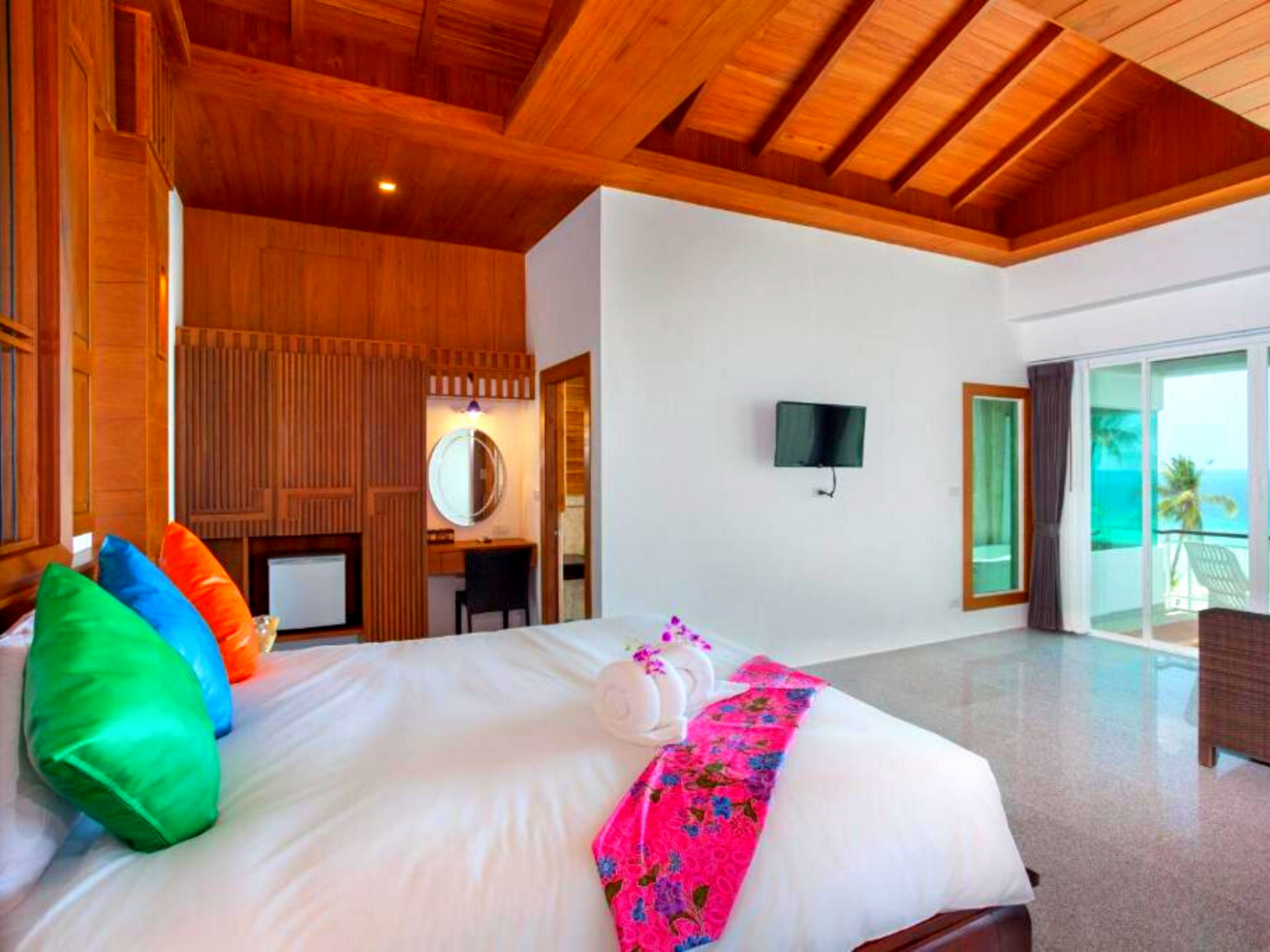 PREMIUM, KING BED, OCEAN VIEW