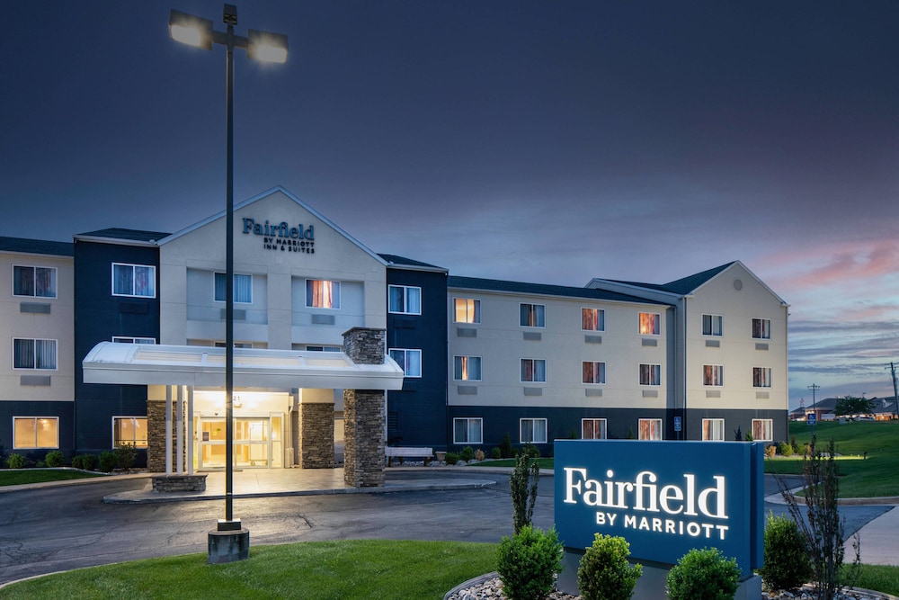 Fairfield Inn And Suites By Marriott Jefferson City 2/41