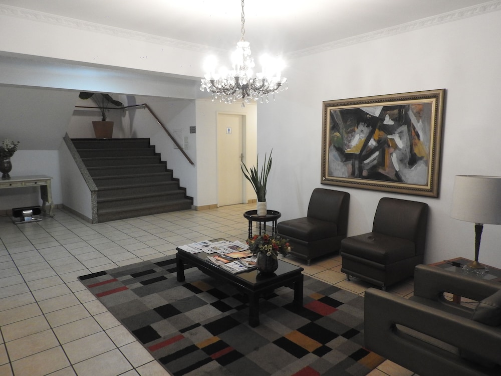BRUGGEMANN HOTEL 32/49