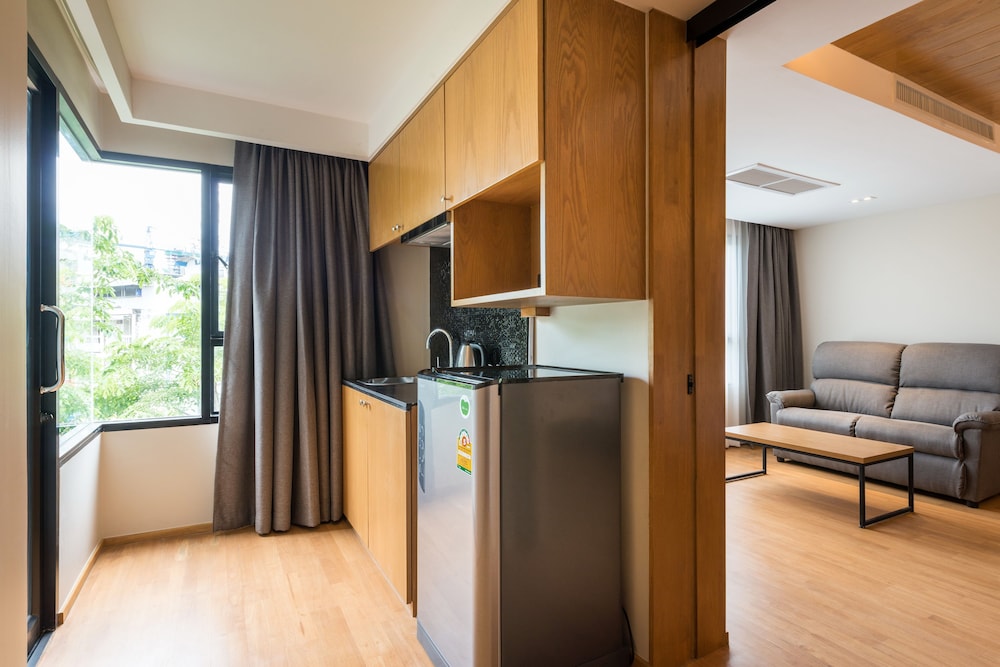 Asana Hotel & Residence 44/51