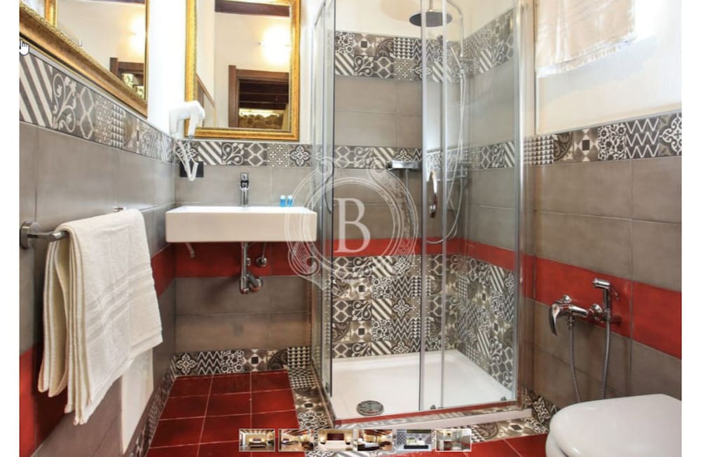 Bienestar Maison De Charme 69/69