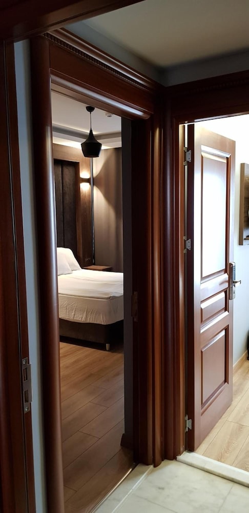 Basilissis Hotel 16/35