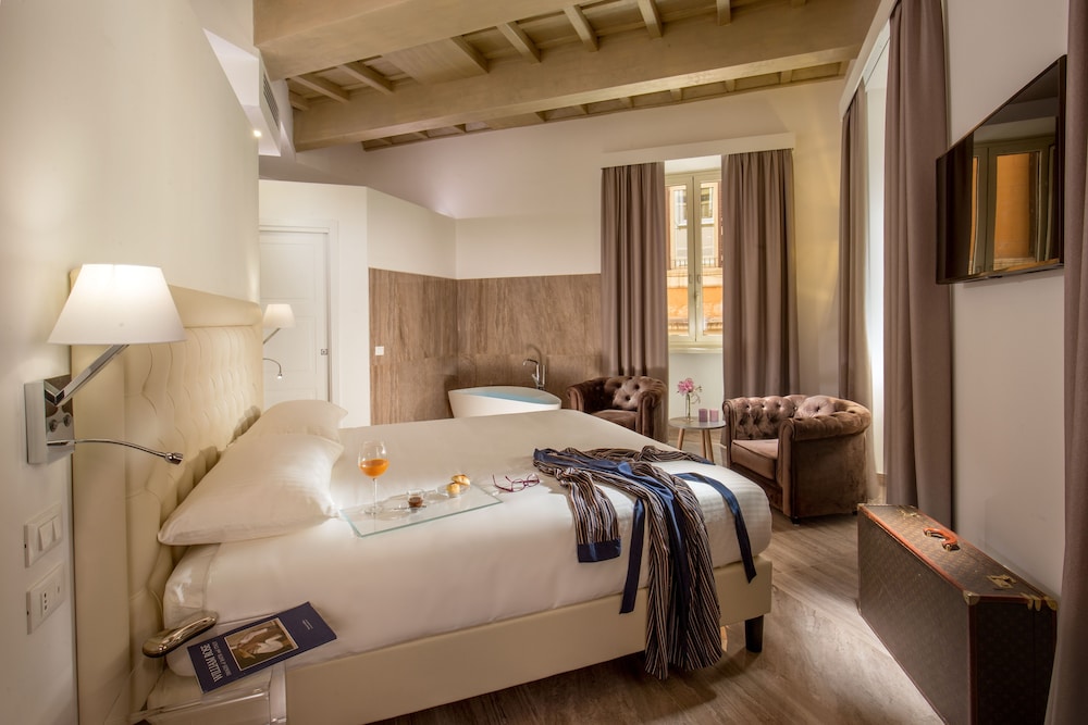 GCF Luxury Suites Guest House 33/70