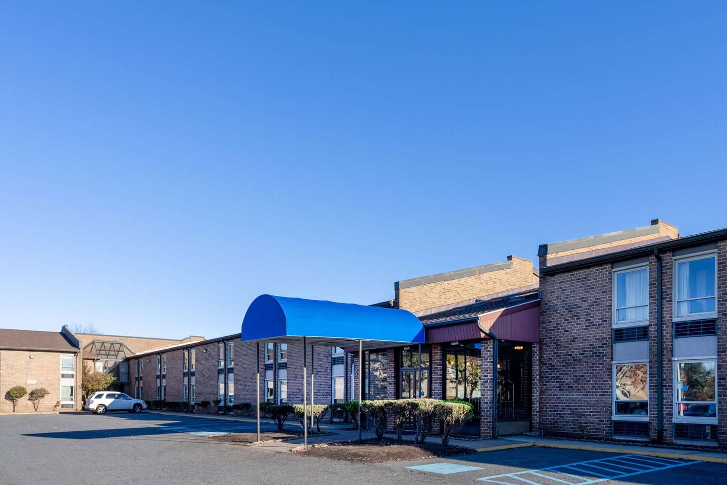 Days Inn By Wyndham Manassas Battlefield 2/25