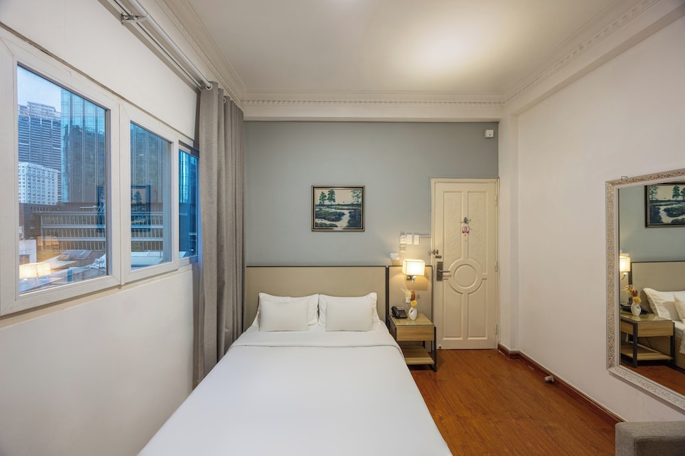 SUPERIOR, DOUBLE BED