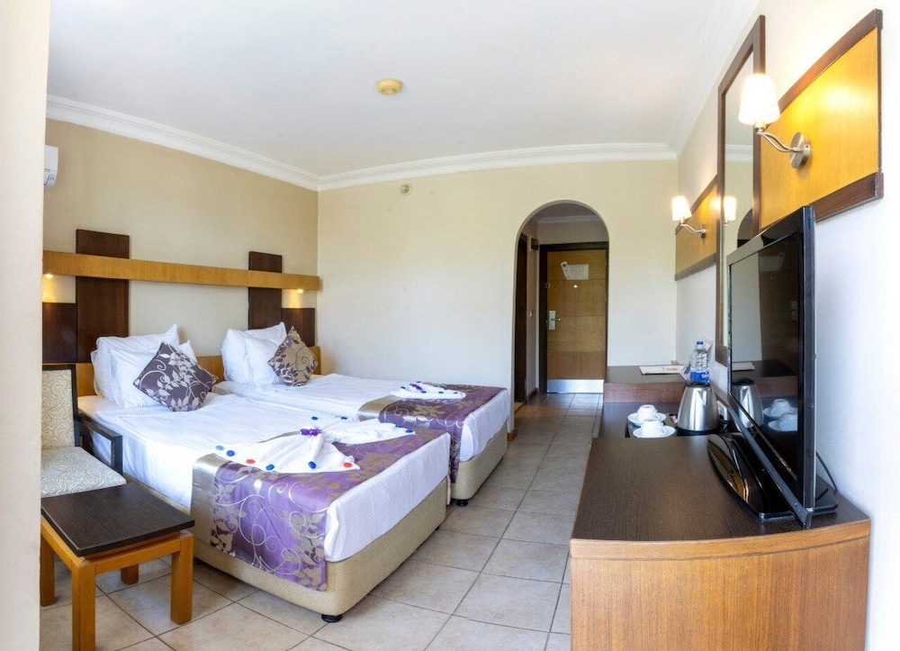 Kandelor Hotel 21/72