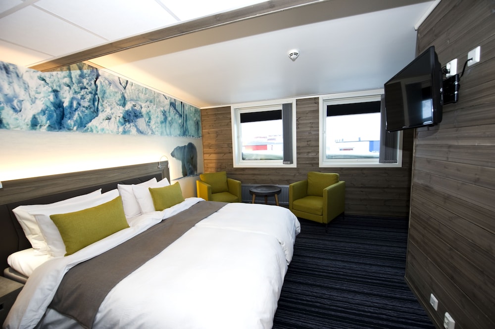 Svalbard Hotel 7/41