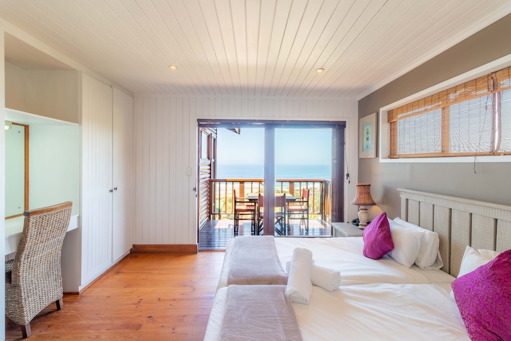Boardwalk Lodge 16/50