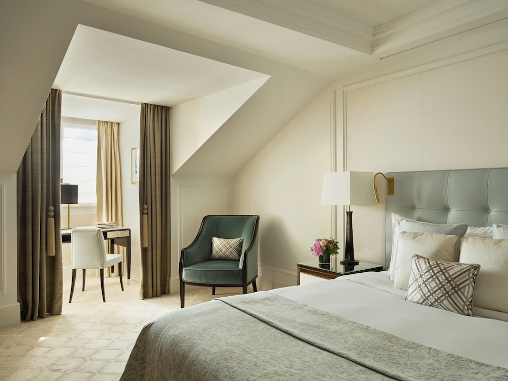 Leman, Suite, King Bed