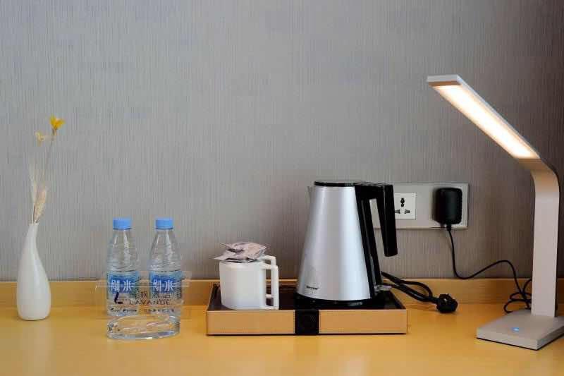 Lavande Hotels (Shanghai Jiading Xincheng Stadium) 85/93