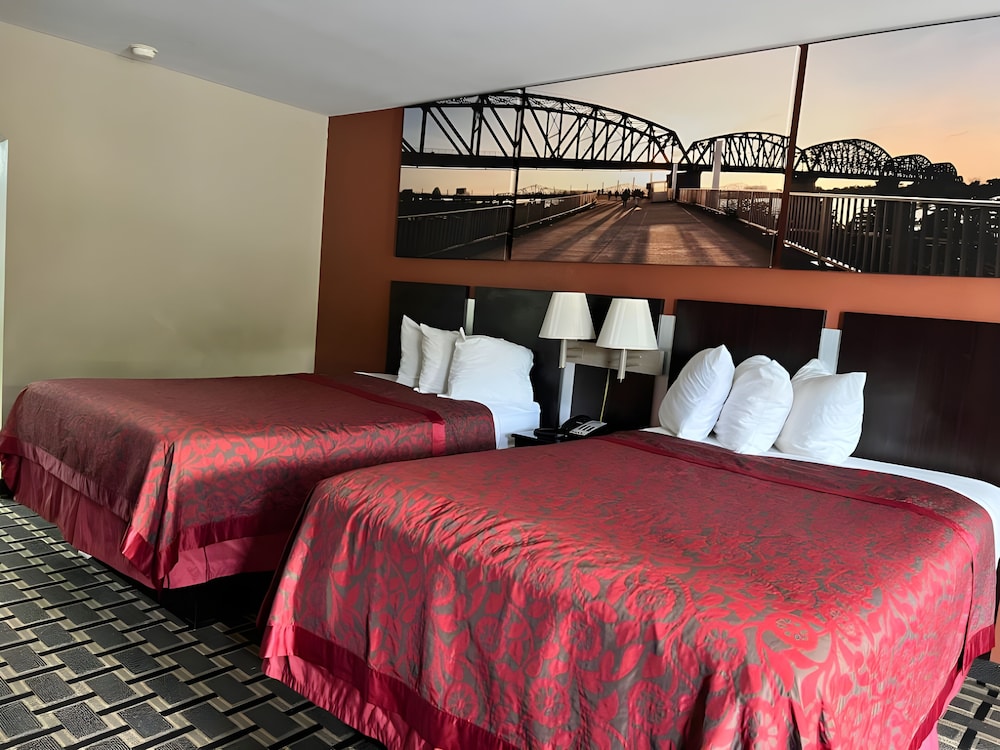 Days Inn and Suites By Wyndham Pine Bluff 9/27