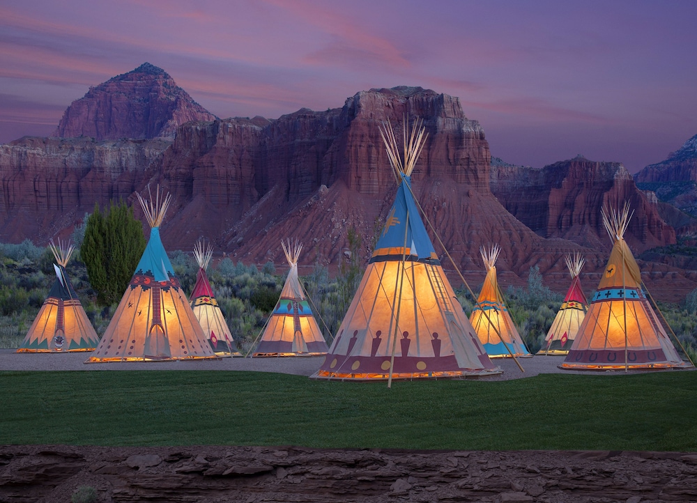Capitol Reef Resort 7/56