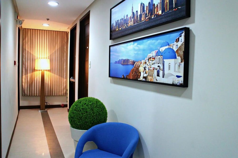The Runway Inn - Mactan Cebu 15/22