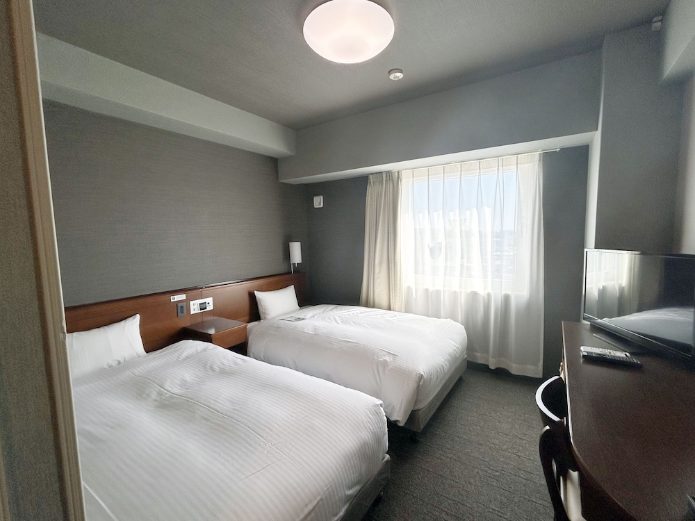 Hotel Route-Inn Iwata Inter 22/63