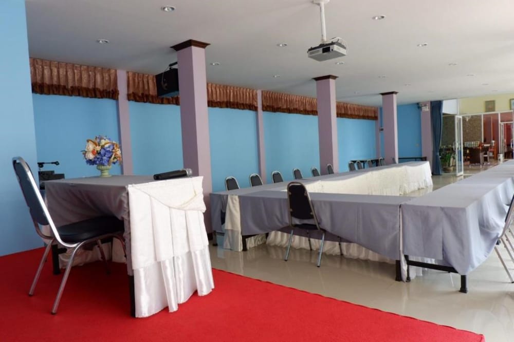 Na Chaidej Hotel 15/24