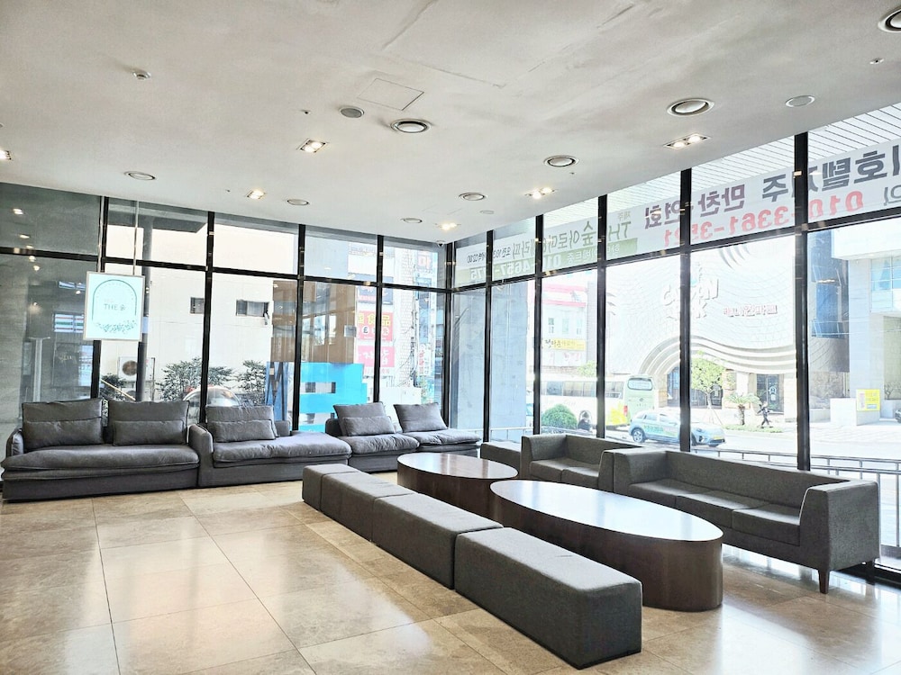 Hotel Air City Jeju 54/63